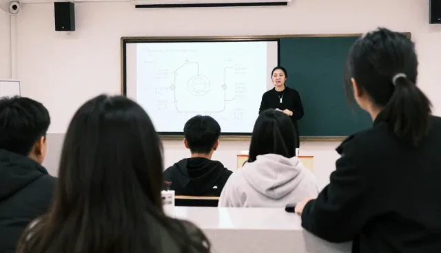 设计产品在不同场景下的适用条件比较